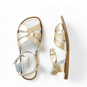 BRAND NEW little girls salt water sandals - GOLD